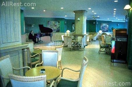 Royal Resort Hotel 36
